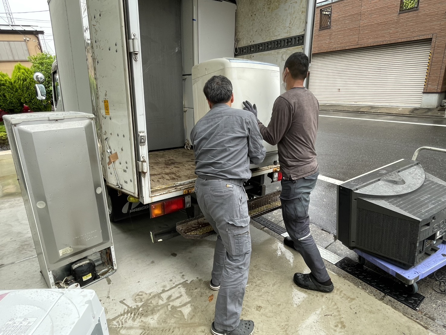 【葛飾区】遺品整理の片付け事例｜洗濯機・冷蔵庫・テレビの搬出と処分