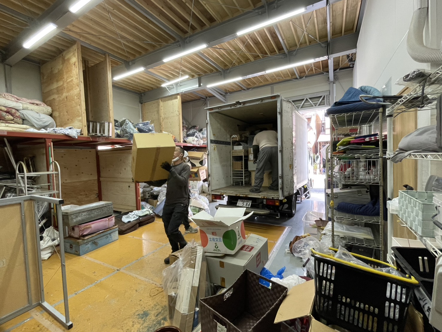 【葛飾区の遺品整理】GW明けも依頼殺到｜青戸の遺品整理と倉庫片付けの一日