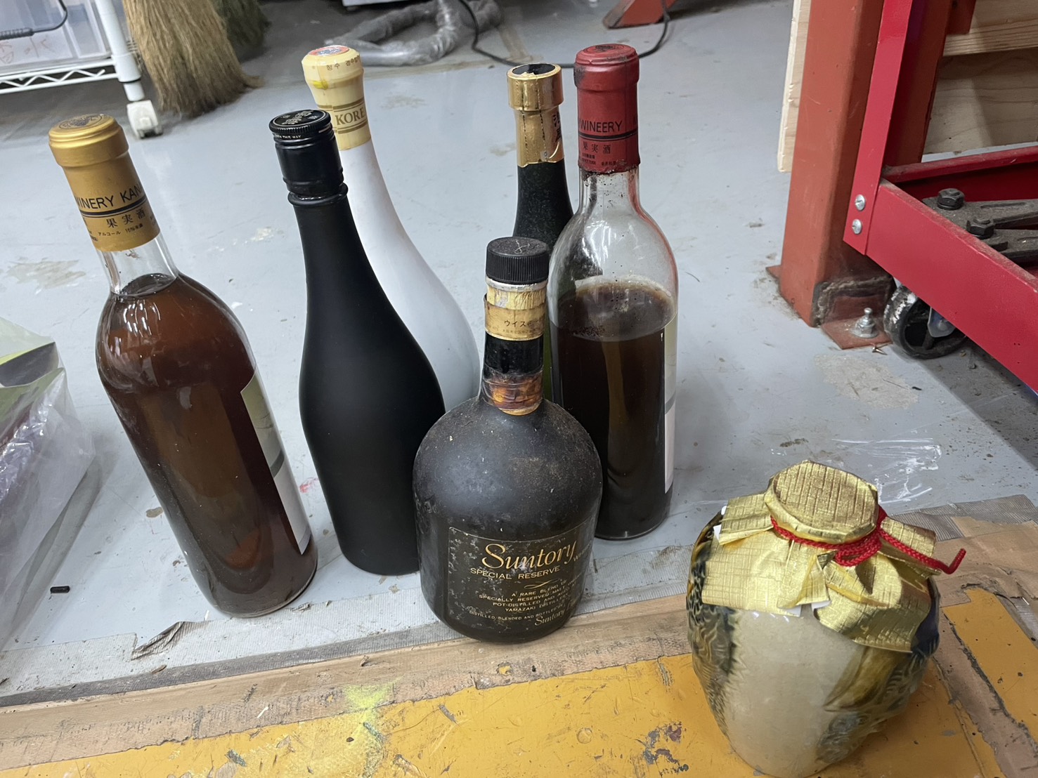 葛飾区の遺品整理｜古いお酒は売れる？ウイスキー・ブランデーの買取事例